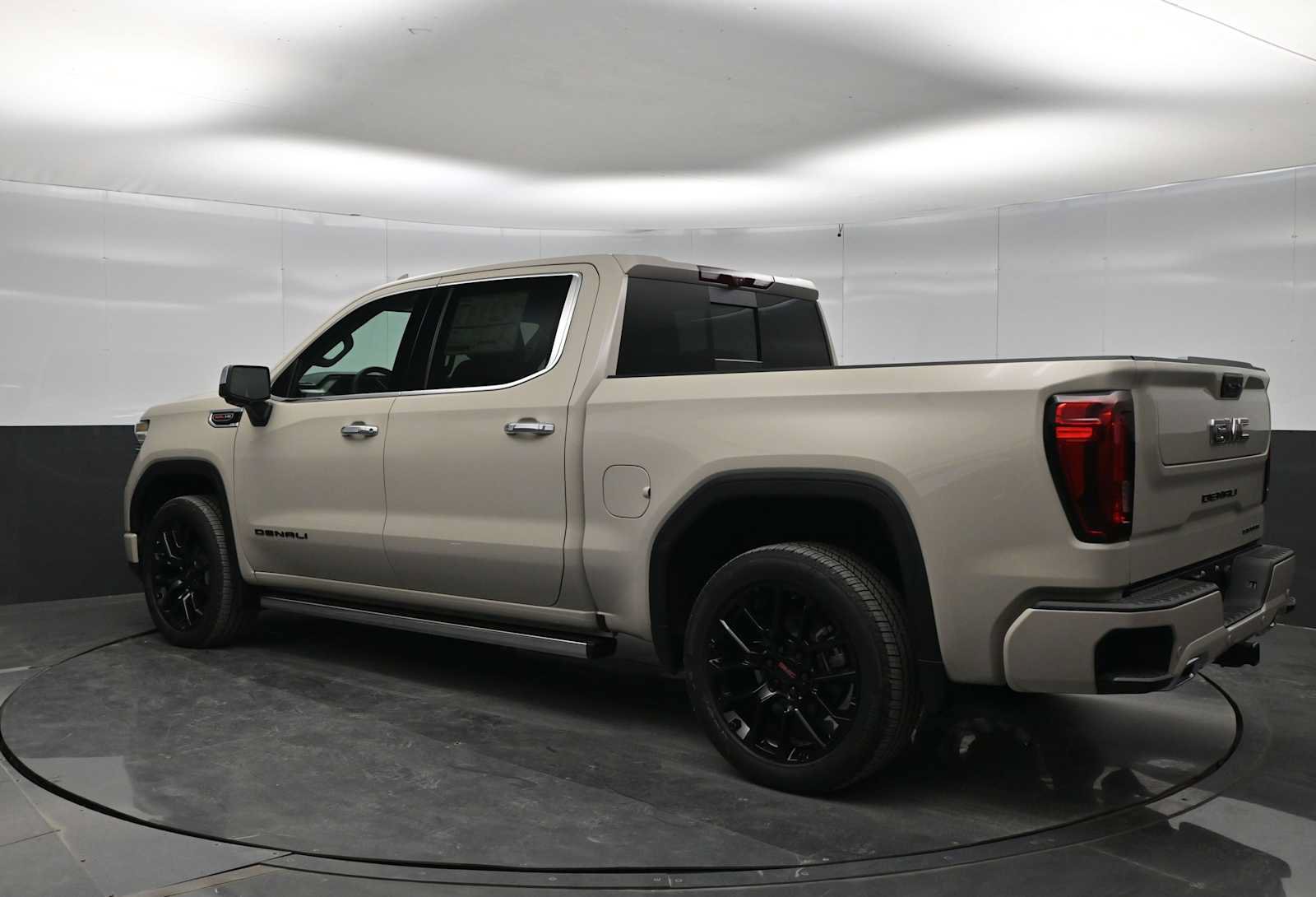 New 2026 GMC Sierra 1500 Denali AWD/4WD image 5