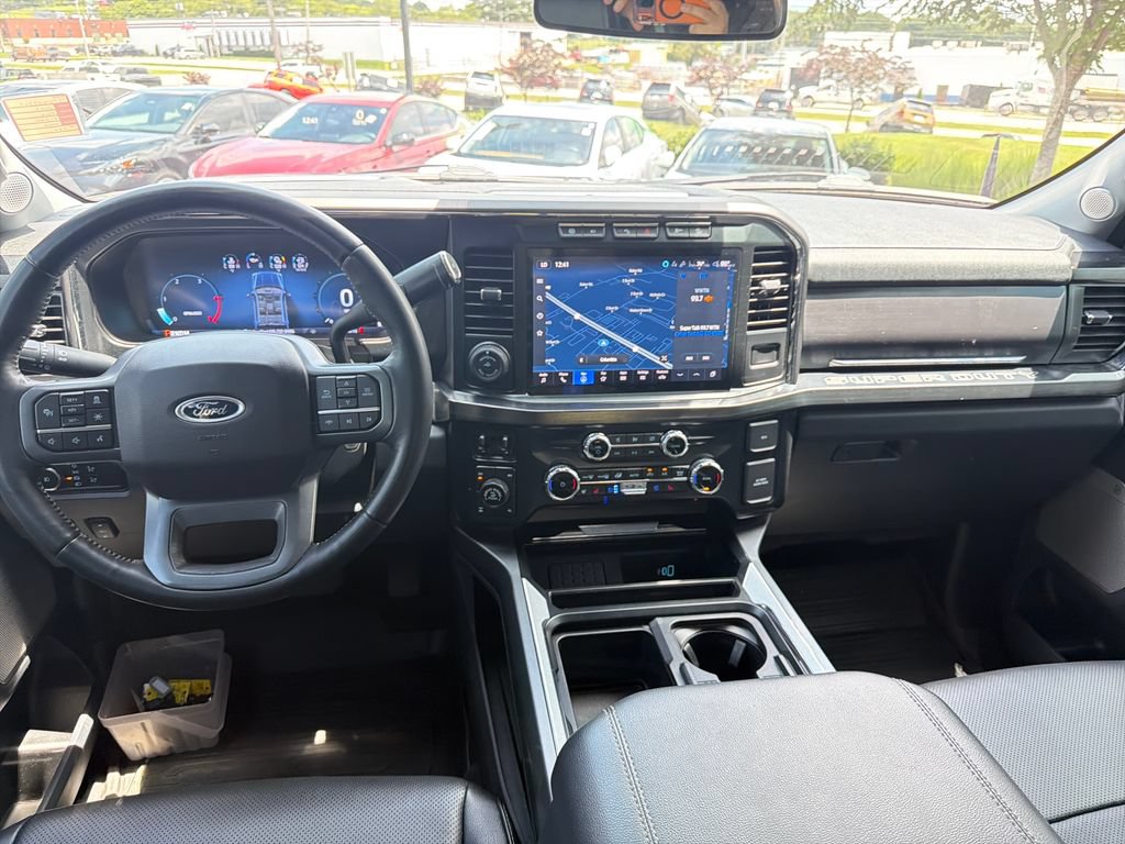 Used 2023 Ford F250 Lariat w/ Lariat Ultimate Package AWD/4WD image 12