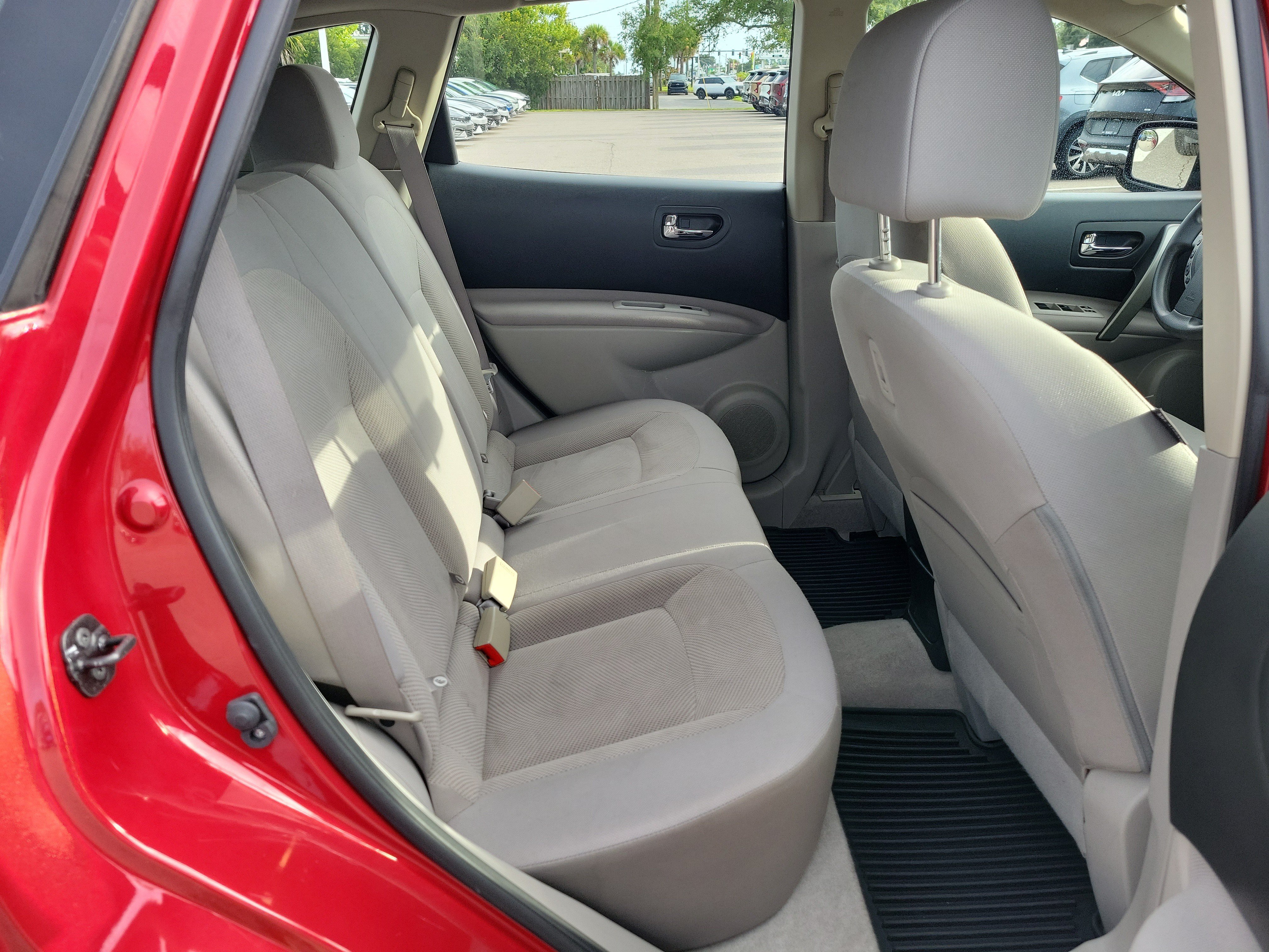 Used 2015 Nissan Rogue S w/ Convenience Package FWD image 12