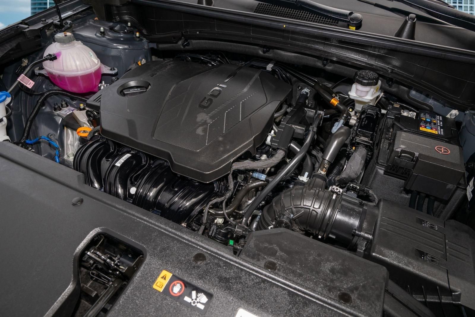 Used 2025 Kia Sportage LX FWD image 32