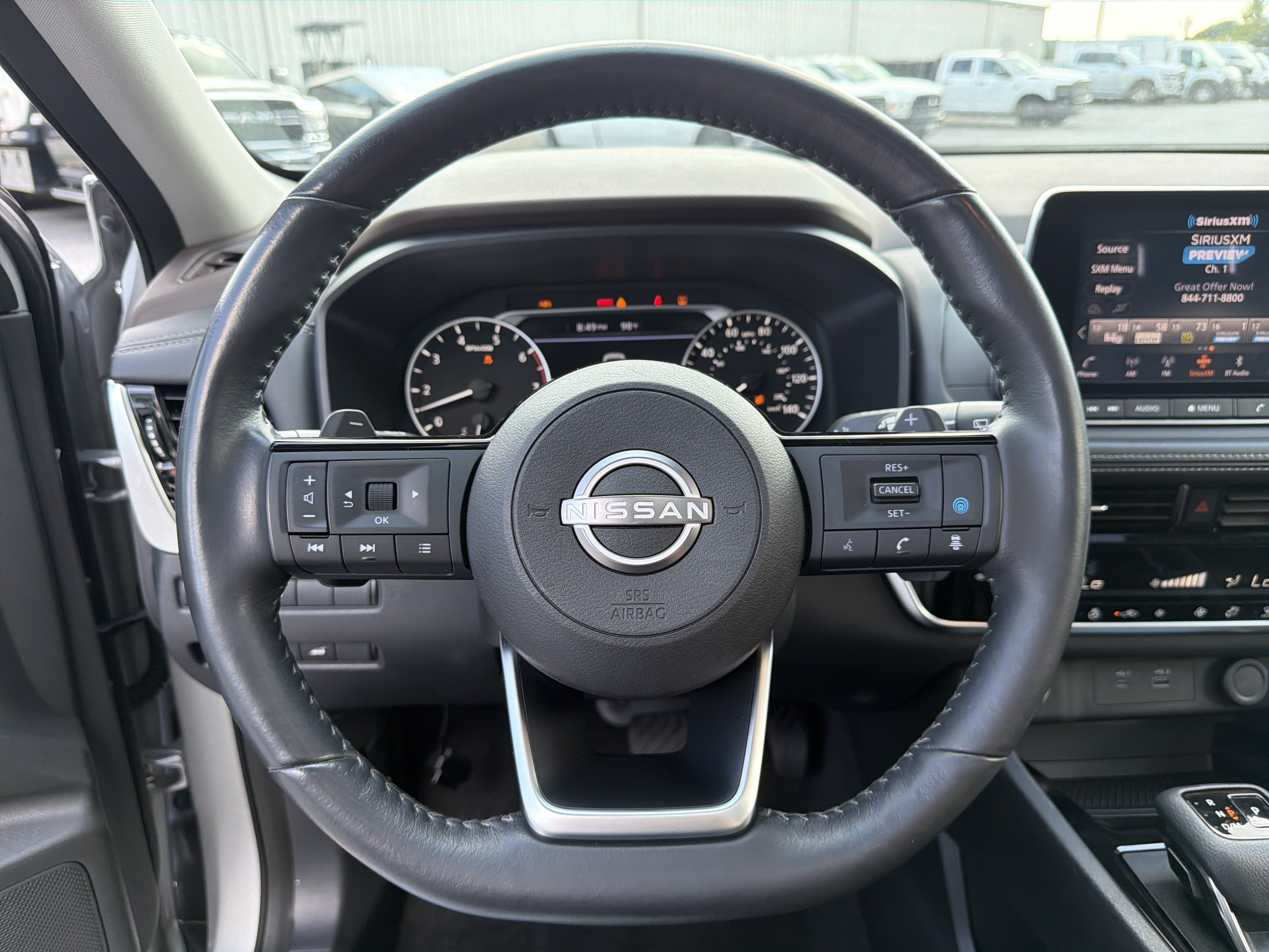 Used 2022 Nissan Rogue SV w/ SV Premium Package FWD image 29
