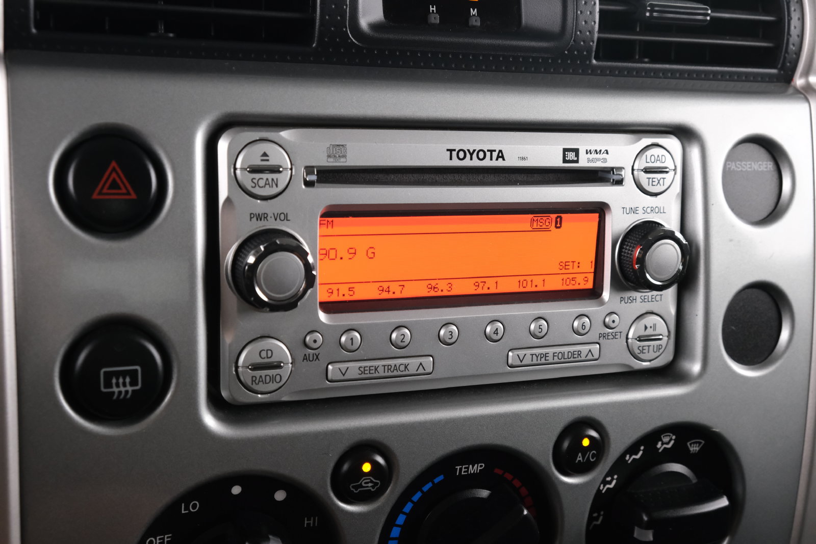 Used 2011 Toyota FJ Cruiser 4WD w/ Upgrade Pkg image 15