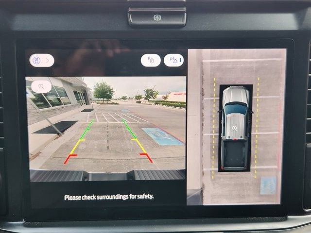 Used 2025 Ford F250 Platinum image 16