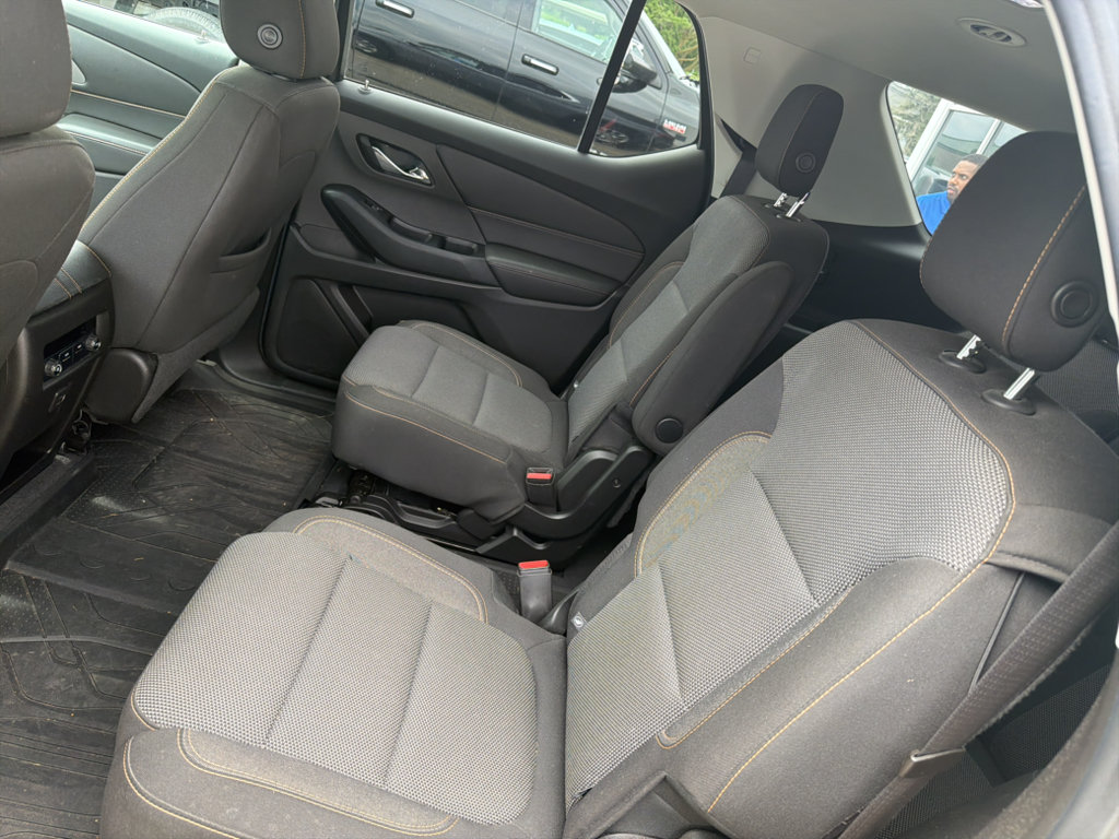 Used 2018 Chevrolet Traverse LT w/ LPO, Floor Liner Package AWD/4WD image 9