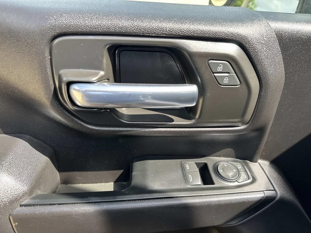 Used 2022 GMC Sierra 2500 Pro w/ Convenience Package RWD image 22