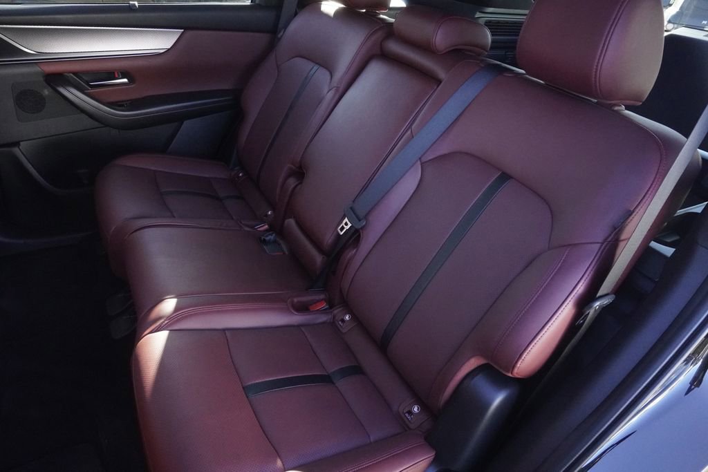 Used 2025 MAZDA CX-70 Plug-In Hybrid w/ Premium Plus image 30