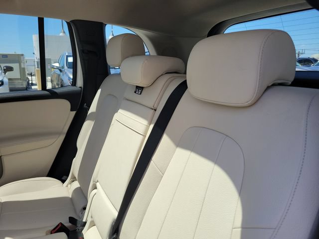 Used 2023 Mercedes-Benz GLB 250 image 12