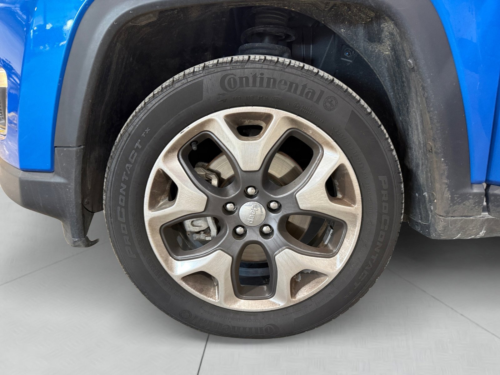 Used 2019 Jeep Compass Limited image 14