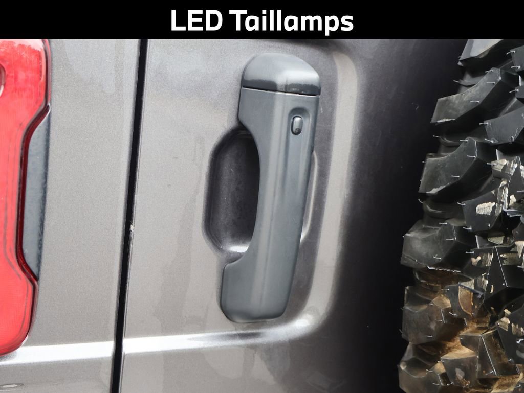 Used 2021 Jeep Wrangler Unlimited Sahara image 19