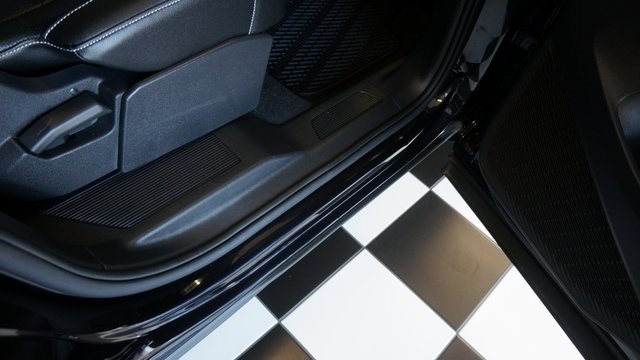 Certified 2025 Volkswagen Atlas SEL image 53