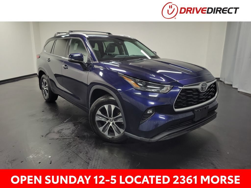 Used 2022 Toyota Highlander XLE