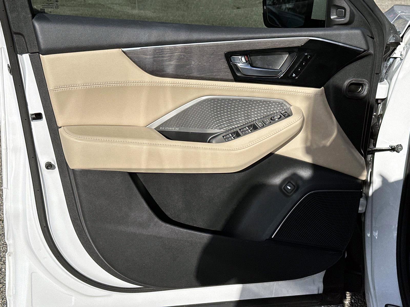 Used 2023 Acura MDX w/Advance Package image 17