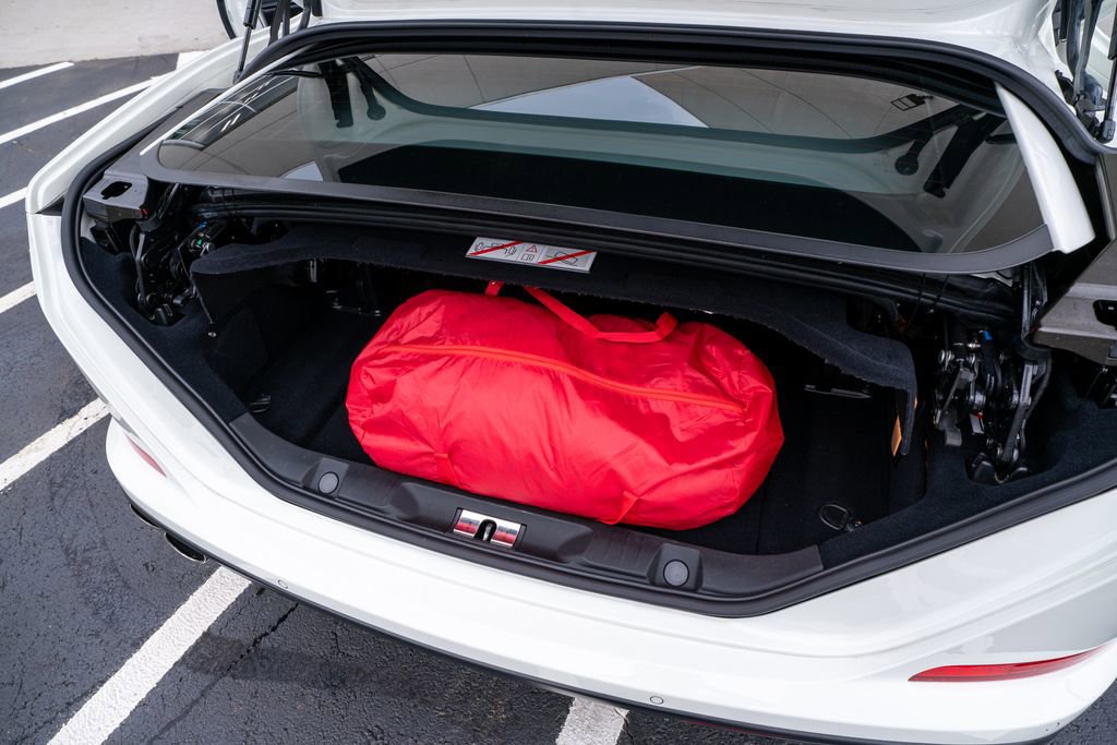 Used 2015 Ferrari California T RWD image 47