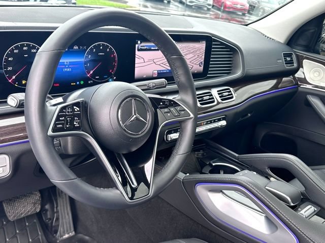 Used 2024 Mercedes-Benz GLS 450 4MATIC image 16