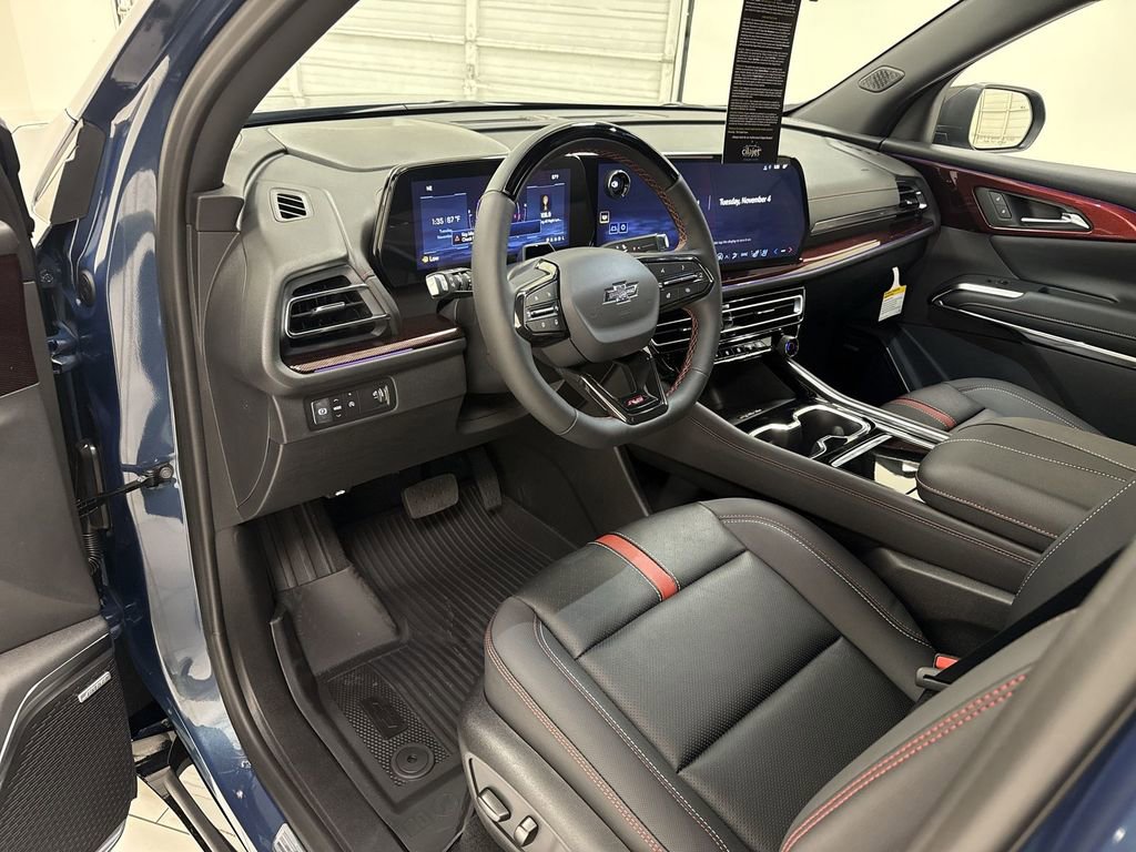 New 2026 Chevrolet Traverse RS w/ LPO, Floor Liner Package image 10