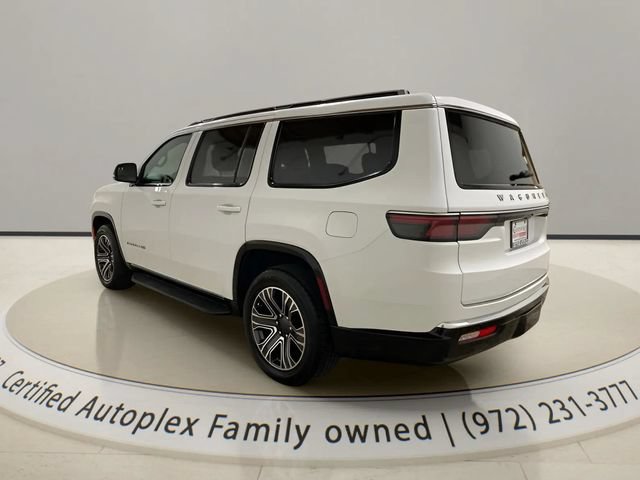 Used 2024 Jeep Wagoneer Series II w/ Flexible Seating Group RWD image 3