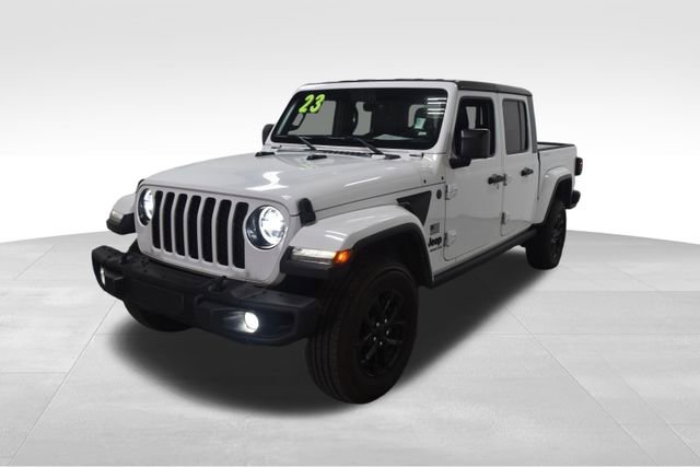 Certified 2023 Jeep Gladiator Sport image 3