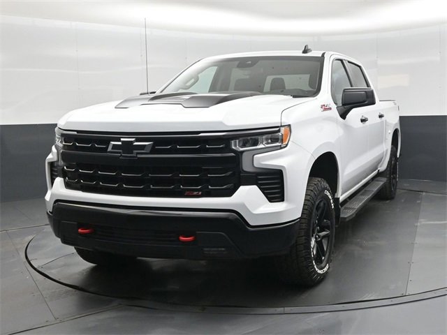 Used 2023 Chevrolet Silverado 1500 LT Trail Boss w/ Protection Package image 8