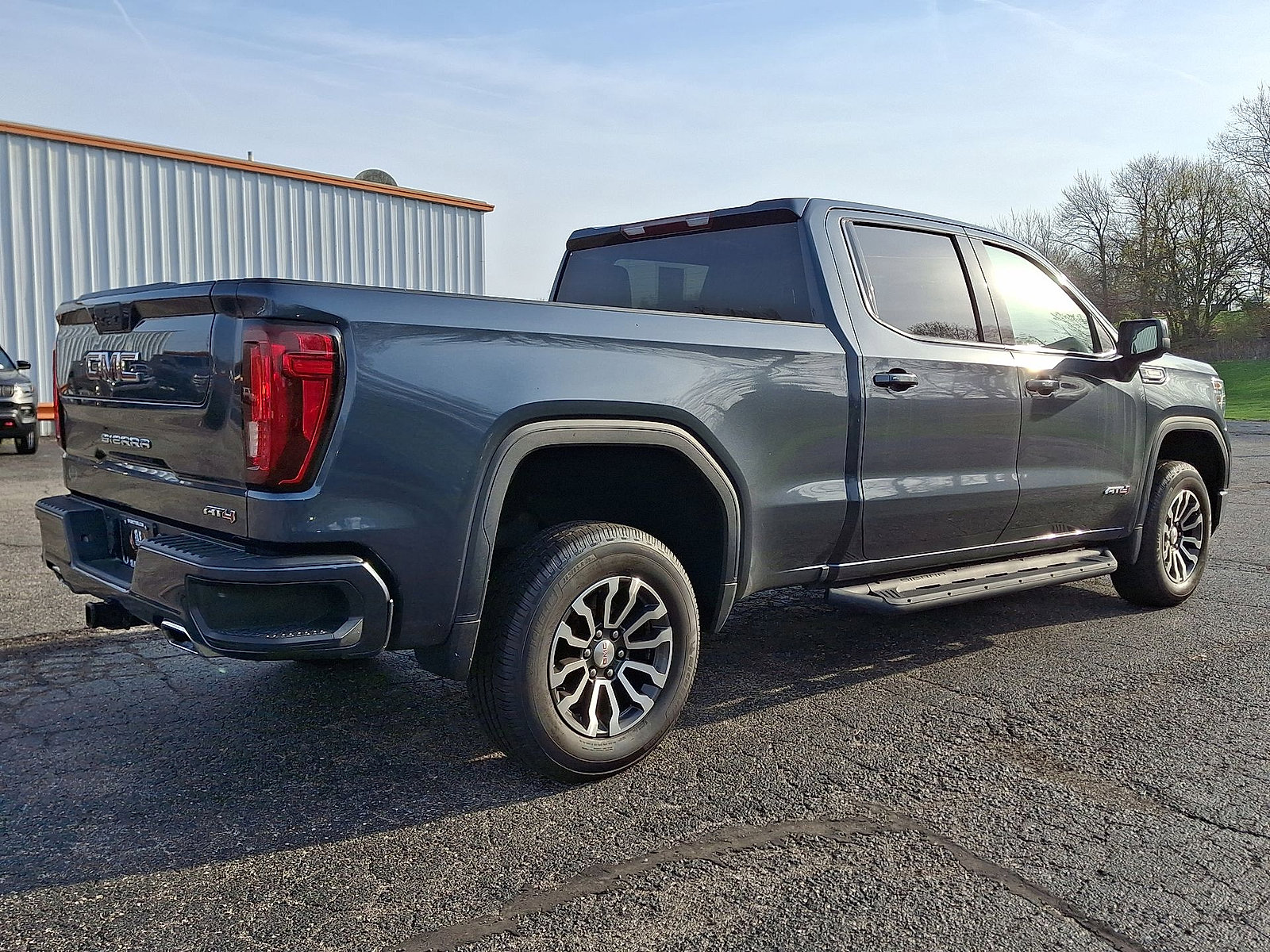 Used 2021 GMC Sierra 1500 AT4 AWD/4WD image 25