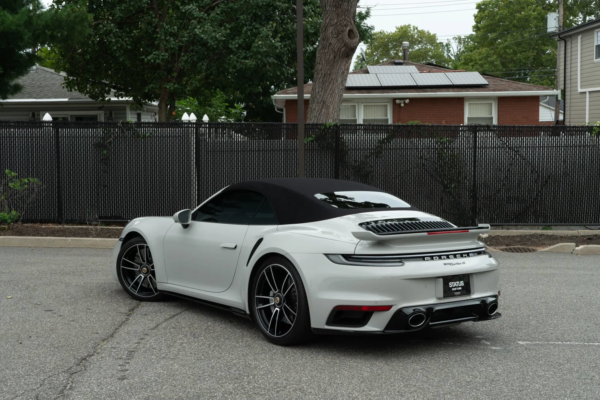 Used 2024 Porsche 911 Cabriolet AWD/4WD image 57