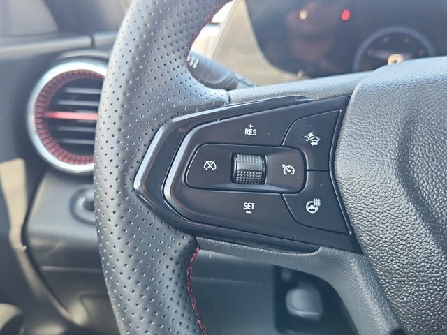 Used 2025 Chevrolet Trax RS w/ Driver Confidence Package FWD image 20
