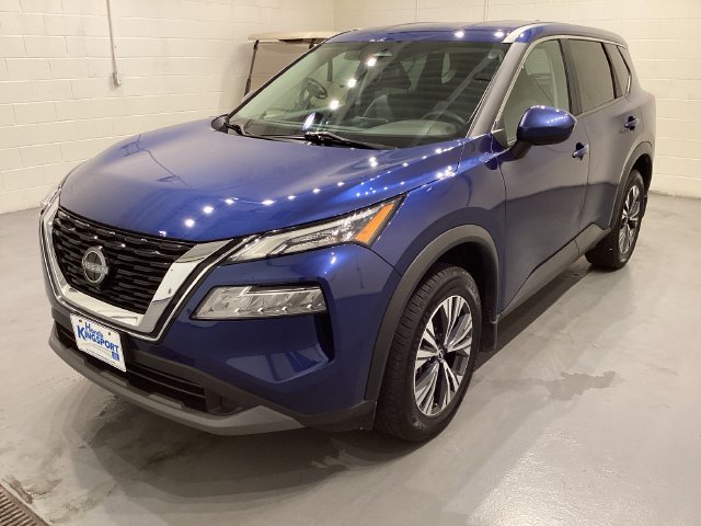 Used 2023 Nissan Rogue SV FWD image 3
