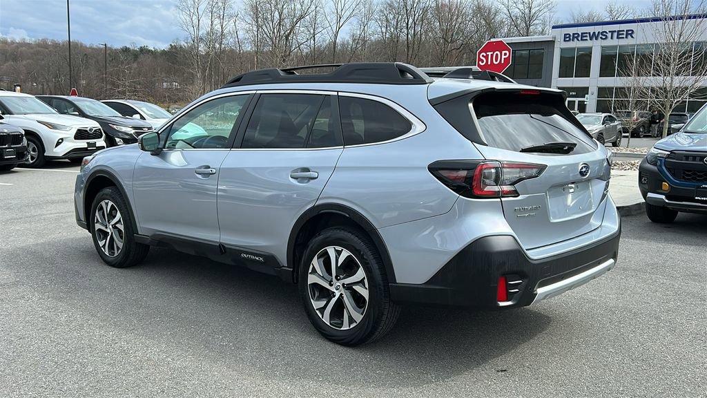 Used 2022 Subaru Outback Limited image 6