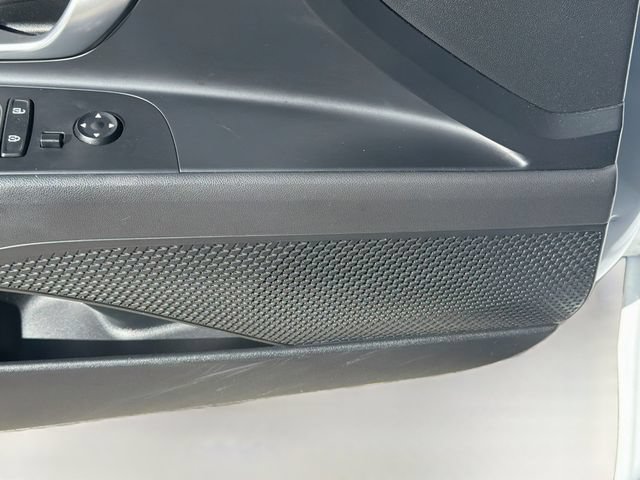 Certified 2024 Hyundai Elantra SE FWD image 18