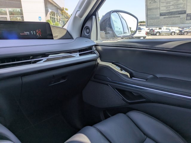 New 2025 Lincoln Navigator Reserve image 19