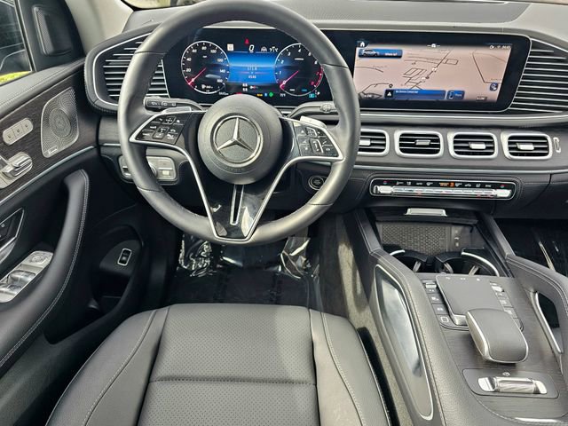 Certified 2026 Mercedes-Benz GLS 450 4MATIC image 31