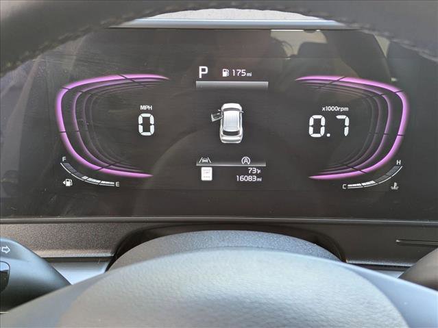 Used 2025 Kia Sportage EX w/ Premium Package image 11