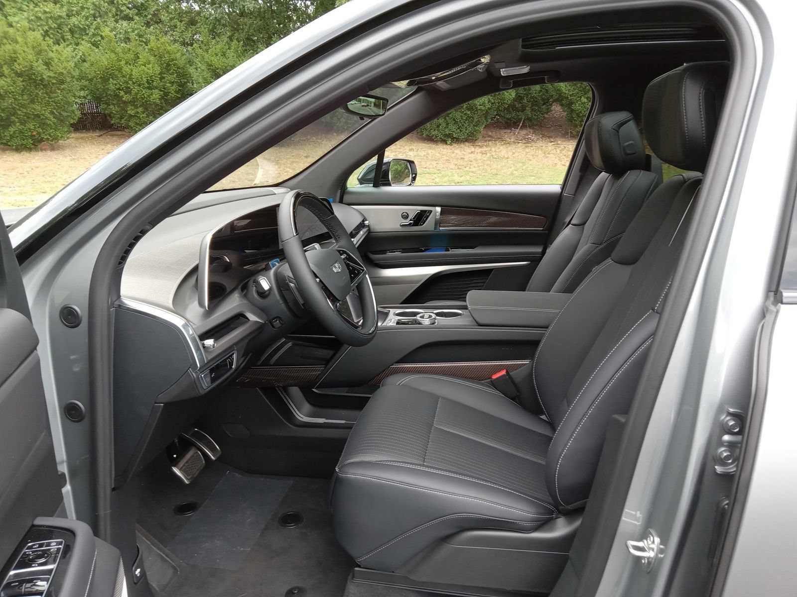 New 2027 Cadillac Vistiq Sport AWD/4WD image 11