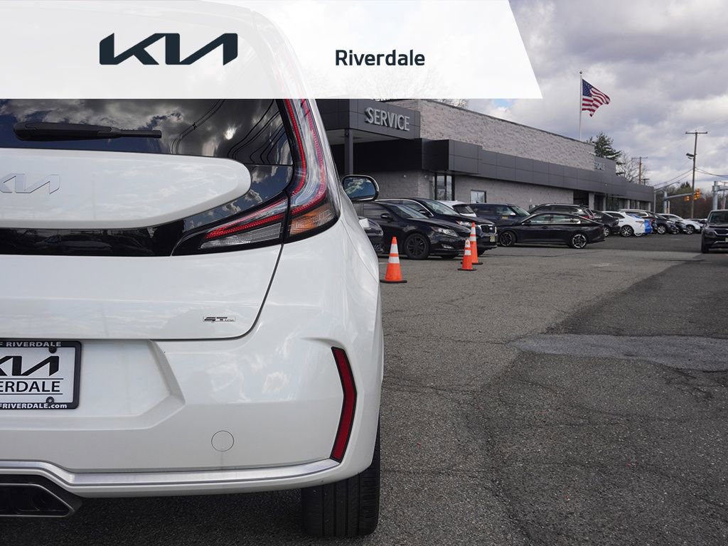 Used 2023 Kia Soul GT-Line w/ GT-Line Technology Package image 17