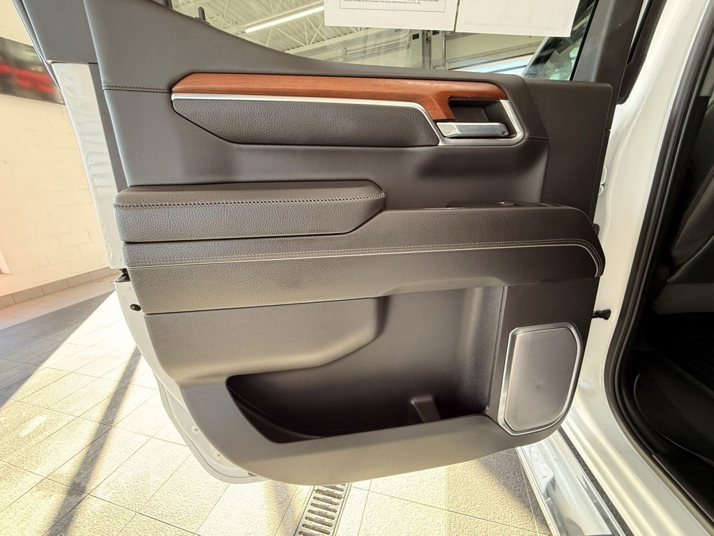 Used 2022 GMC Sierra 1500 Denali image 44