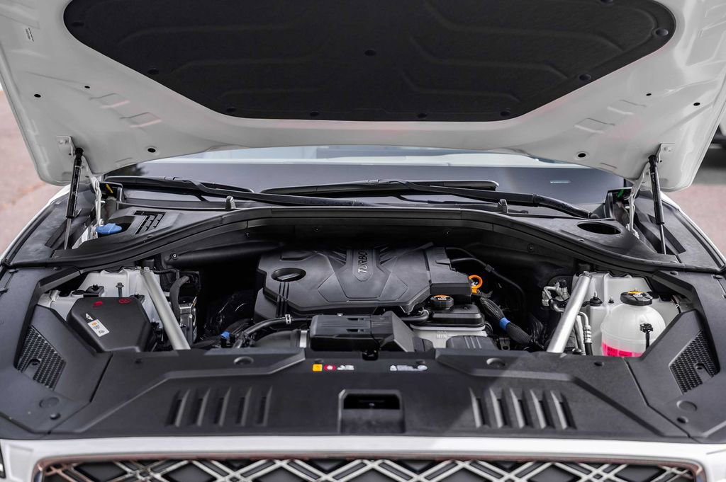 Used 2026 Genesis GV70 2.5T Advanced image 27