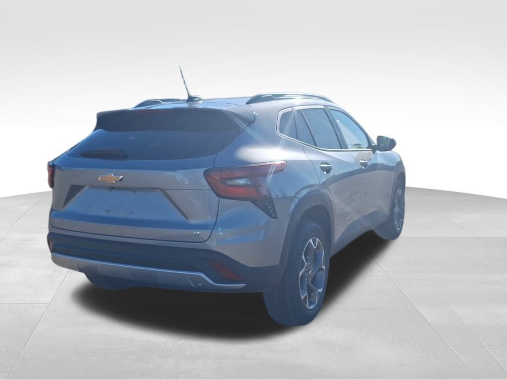 New 2026 Chevrolet Trax LT w/ Driver Confidence Package image 5