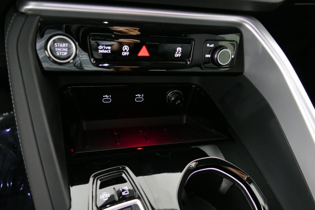 Certified 2025 Audi Q5 Premium w/ Convenience Package AWD/4WD image 21