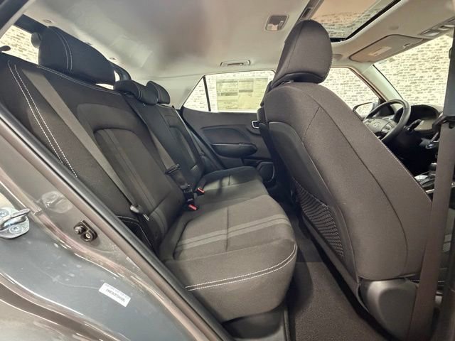 Used 2026 Hyundai Venue SEL FWD image 11