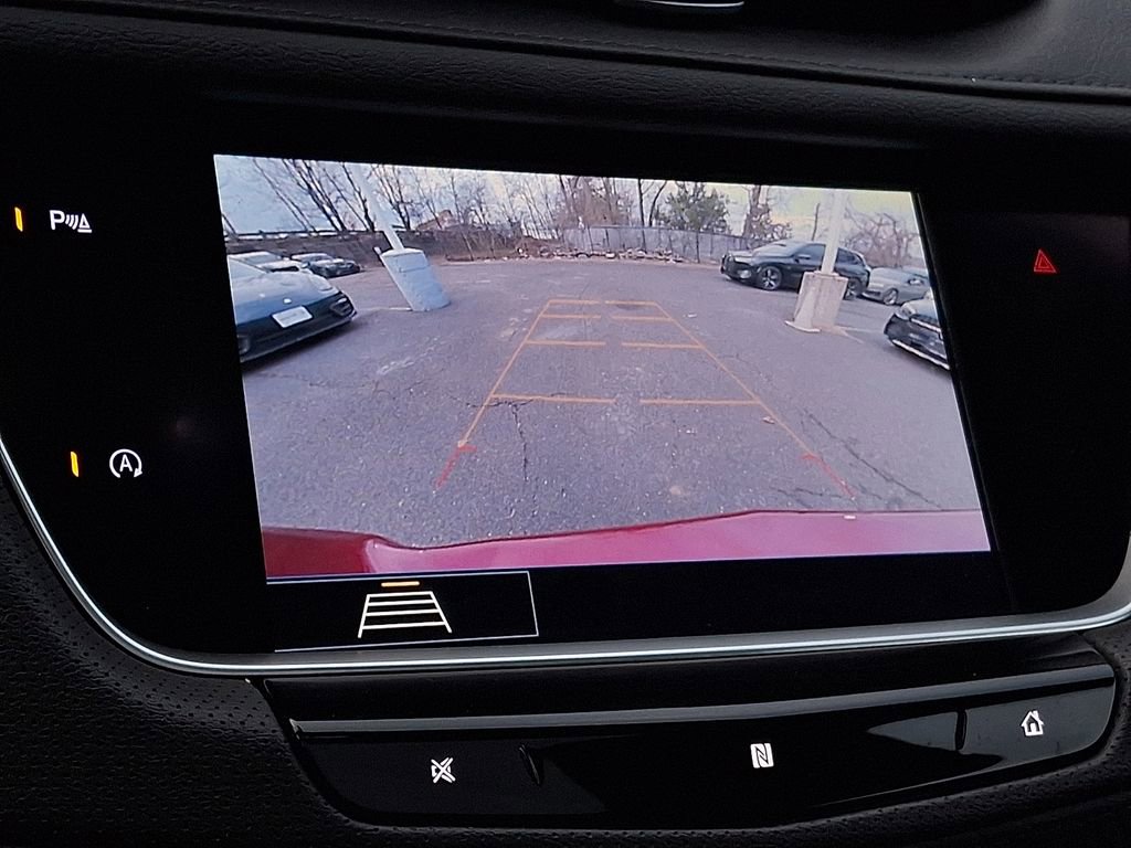 Used 2020 Cadillac XT5 Premium Luxury image 13