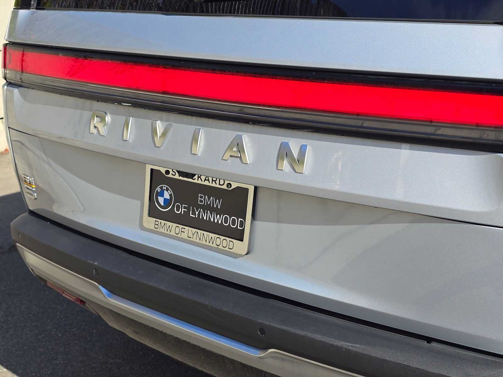 Used 2023 Rivian R1S Adventure Quad AWD/4WD image 13