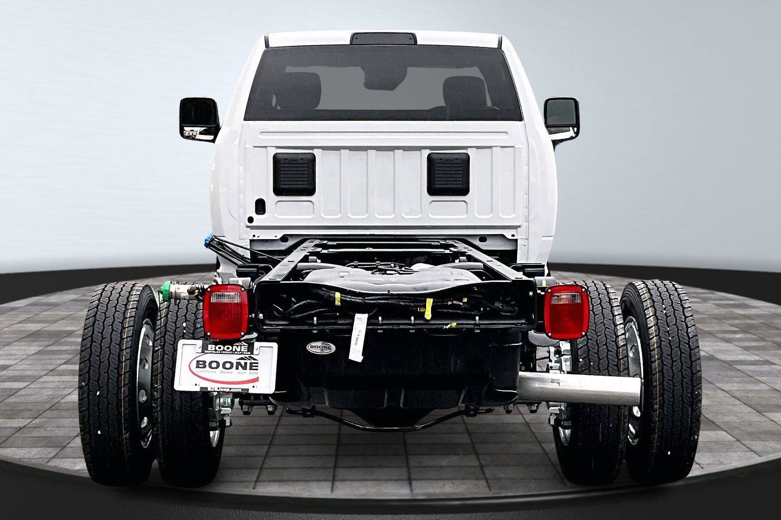 New 2026 RAM 5500 Tradesman w/ Chrome Appearance Group AWD/4WD image 4