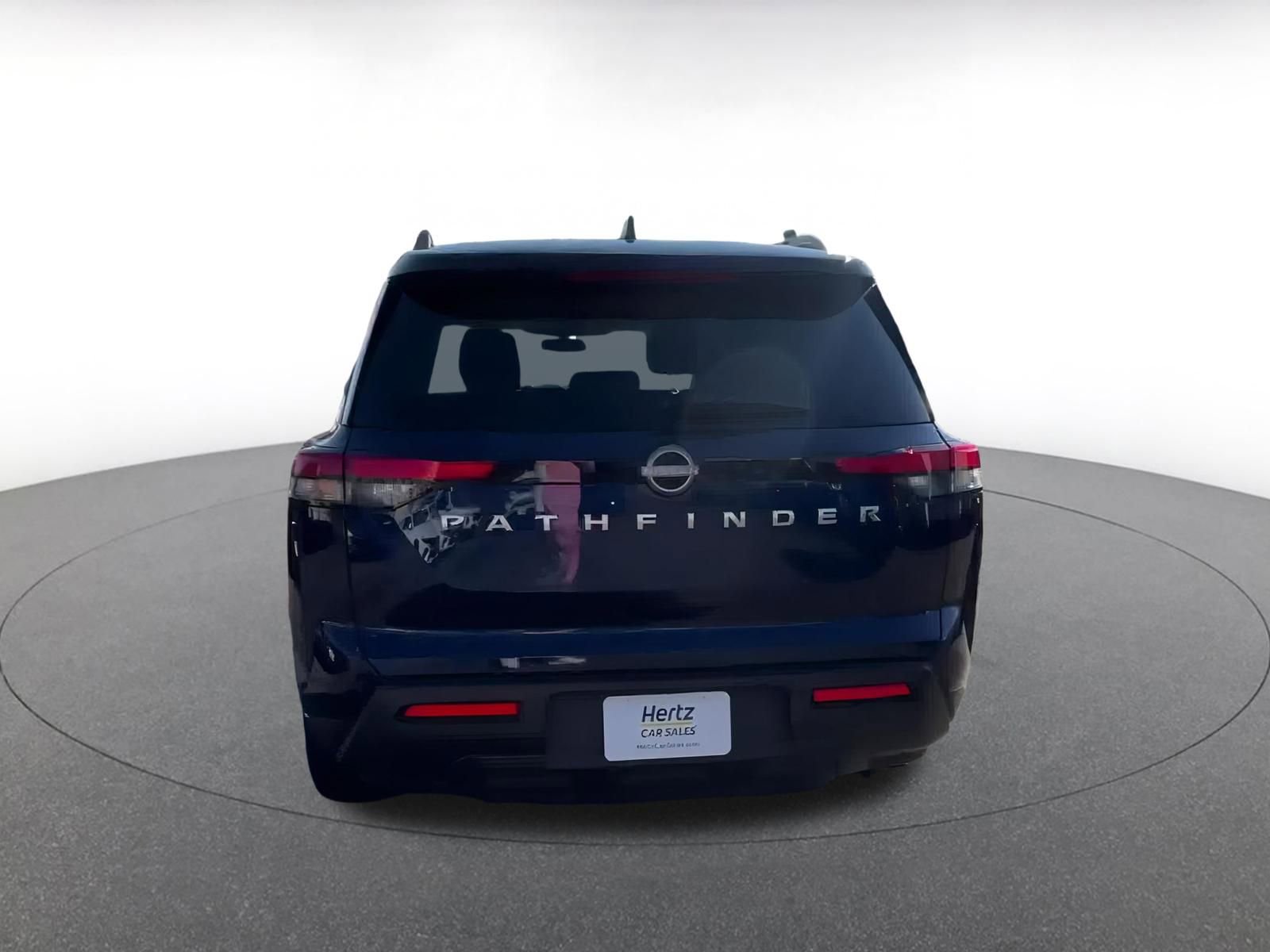 Used 2025 Nissan Pathfinder SV image 12