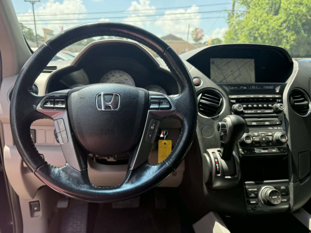Used 2015 Honda Pilot Touring image 23