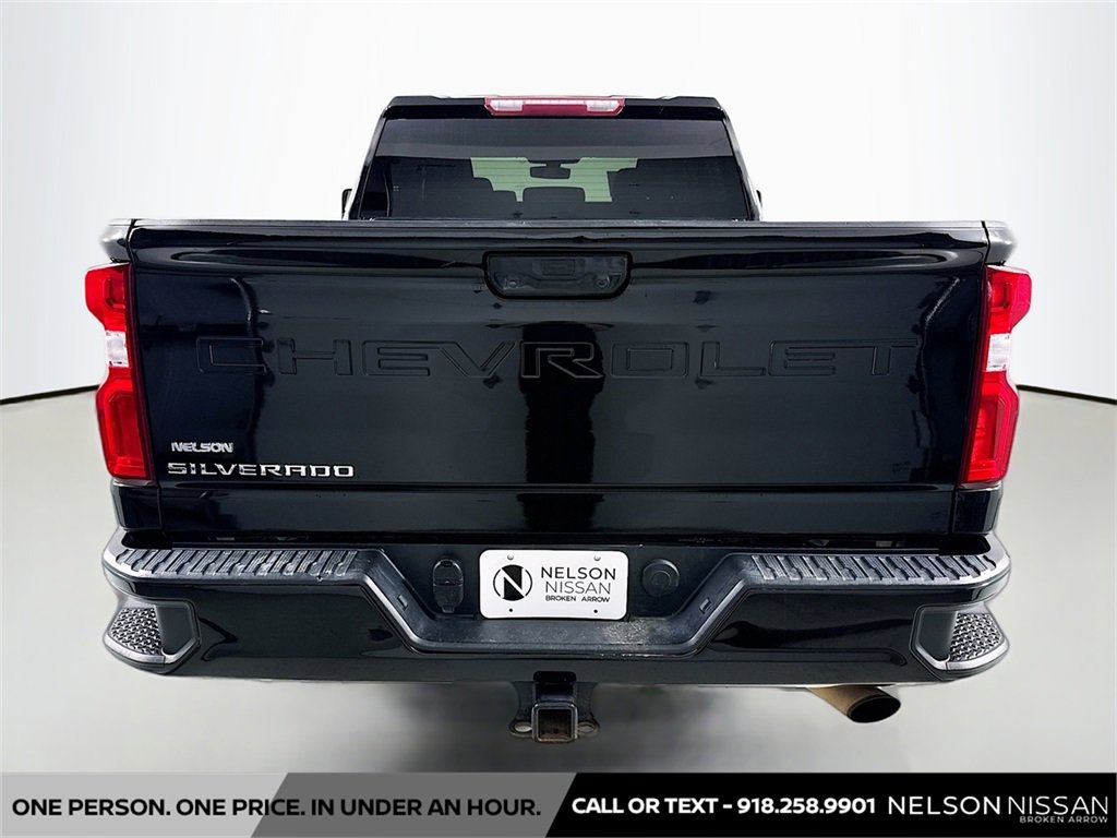 Used 2021 Chevrolet Silverado 2500 Custom w/ Custom Value Package image 6