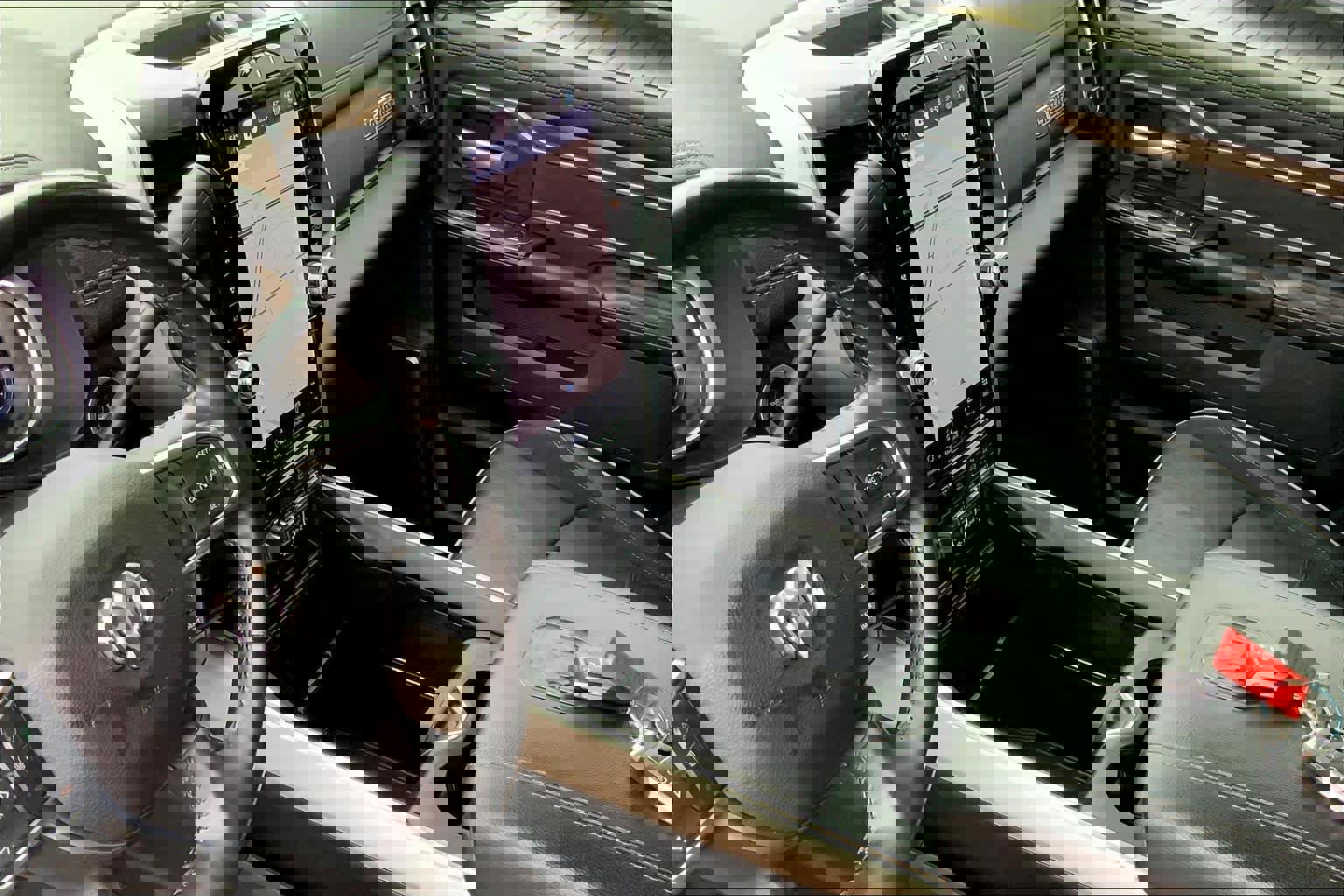 Used 2024 RAM 5500 Laramie image 14