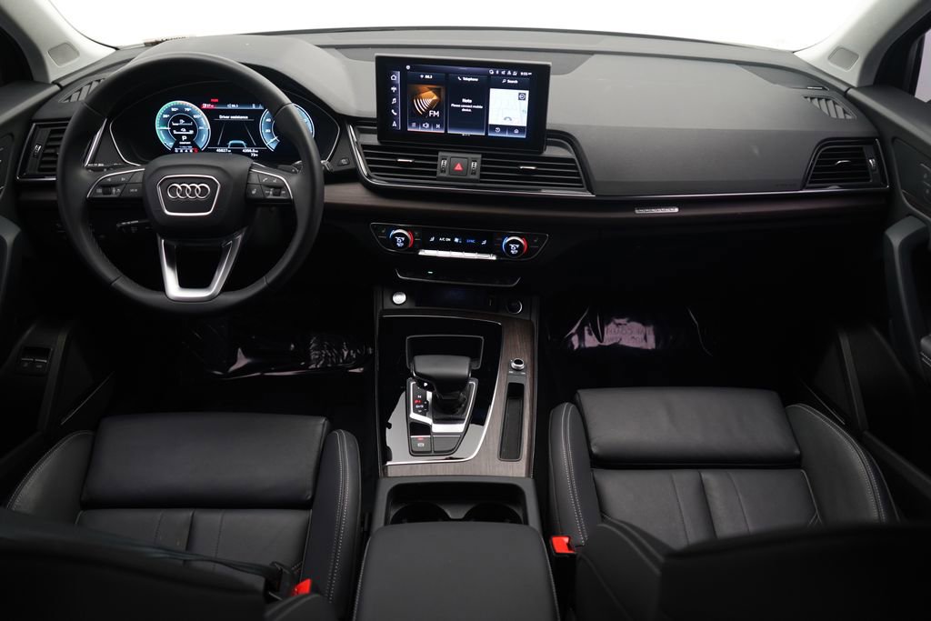 Used 2023 Audi Q5 e Premium Plus w/ Premium Plus Package image 8