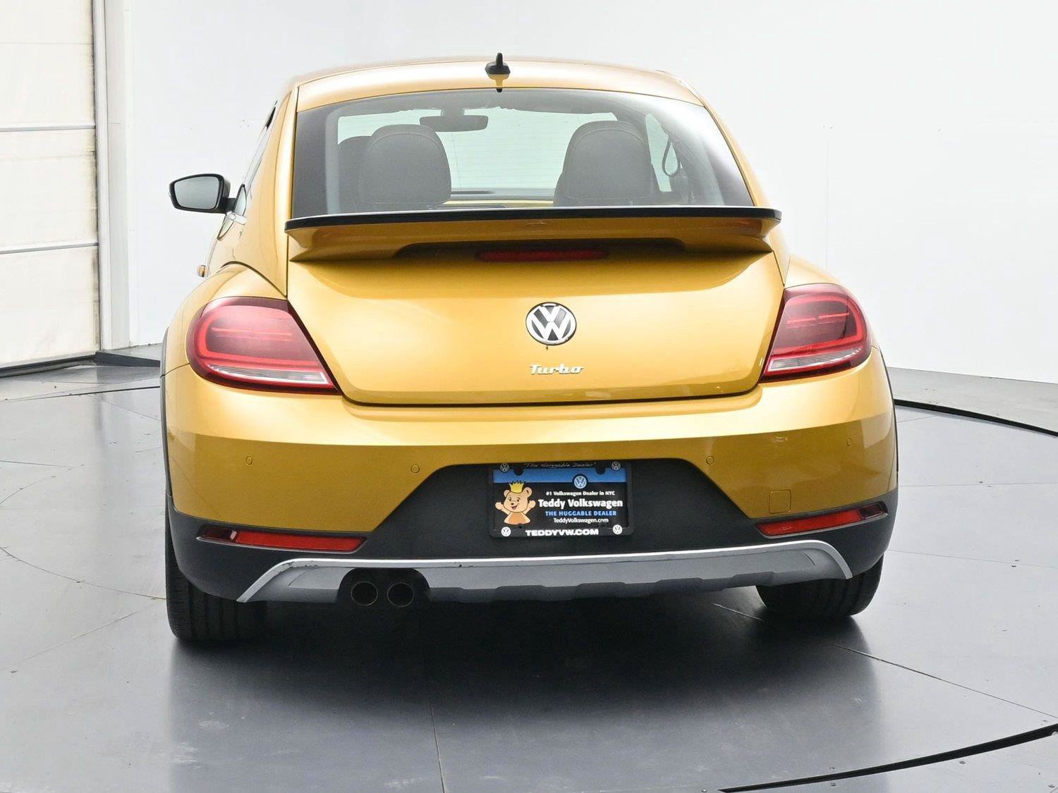 Used 2017 Volkswagen Beetle 1.8T Dune FWD image 27