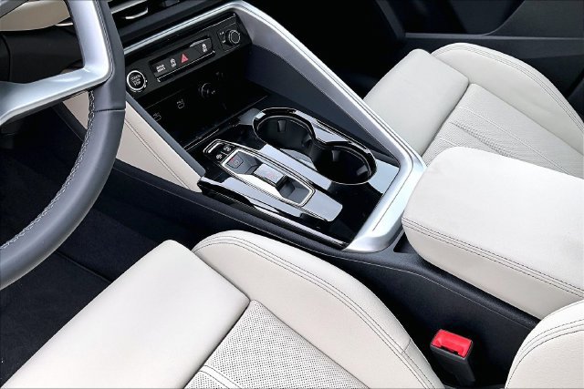 New 2026 Audi Q5 Premium Plus AWD/4WD image 14