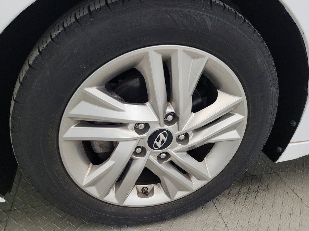 Used 2019 Hyundai Elantra SEL w/ Cargo Package FWD image 31