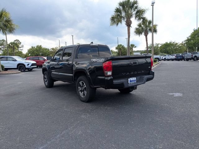 Used 2017 Toyota Tacoma TRD Sport w/ Tow Package (A/T) AWD/4WD image 5